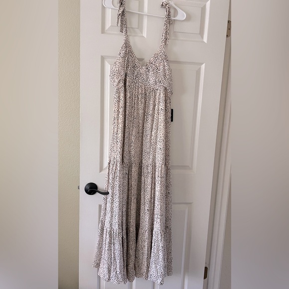 Express Dresses & Skirts - Express maxi dress